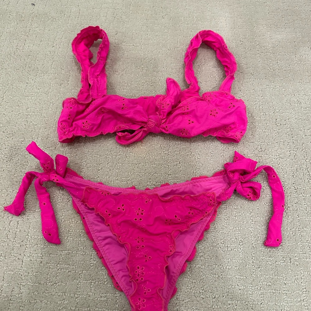 Frankie’s bikini